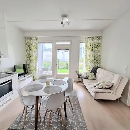 2-Room Apartment 7 Min By Train From Airport Vantaa Exterior photo
