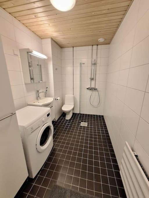 2-room 7 Min By Train From Airport Vantaa